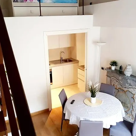 Lovely Loft In Centro - Caruggio Di Loano- Apartamento Loano